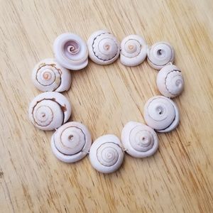 Seashells bracelet